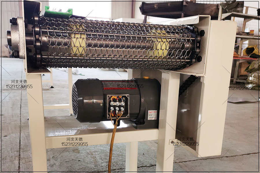 網(wǎng)帶輸送機(jī)